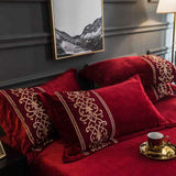 Luxury Embroidered Velvet Duvet Set - Red