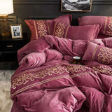 Luxury Embroidered Velvet Duvet Set - Pink