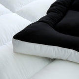 Mattress Topper Cozy & Snug - Front Reverse White & Black